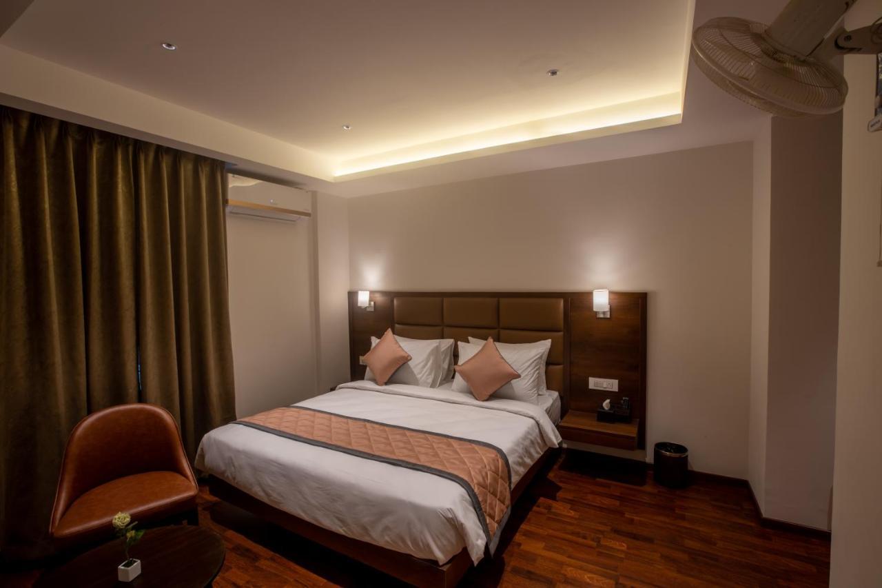 Golden Fortune Inn Hotel بنغالور المظهر الخارجي الصورة