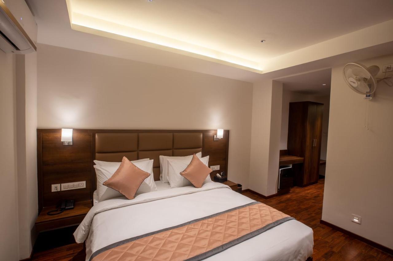Golden Fortune Inn Hotel بنغالور المظهر الخارجي الصورة
